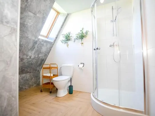 דירה Atlas Chmur ביאלי דונאייק