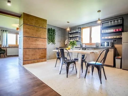 Atlas Chmur * ביאלי דונאייק